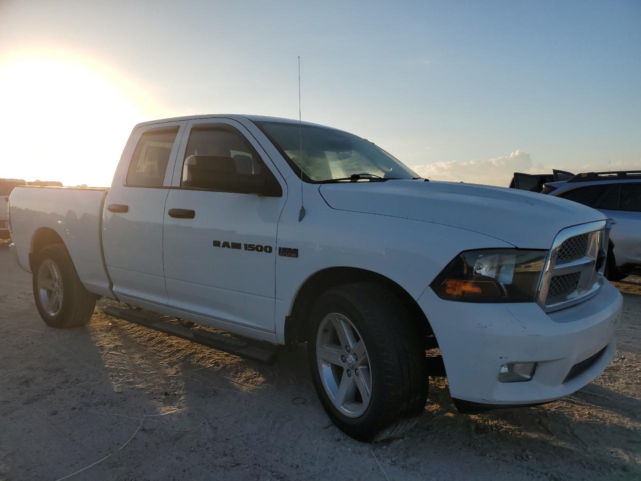 DODGE RAM 1500 ST