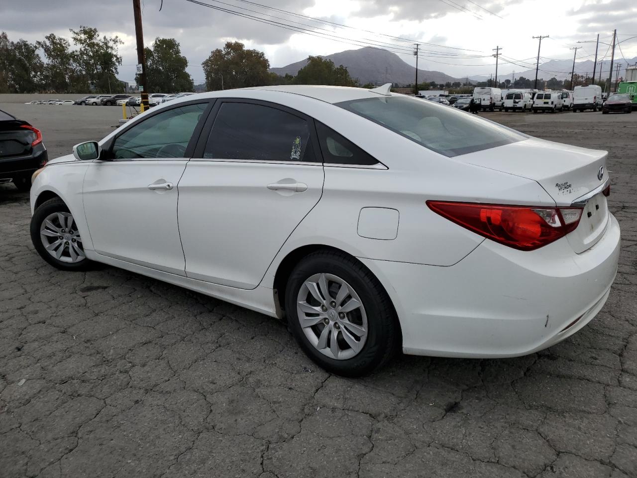Lot #3317026122 2011 HYUNDAI SONATA GLS