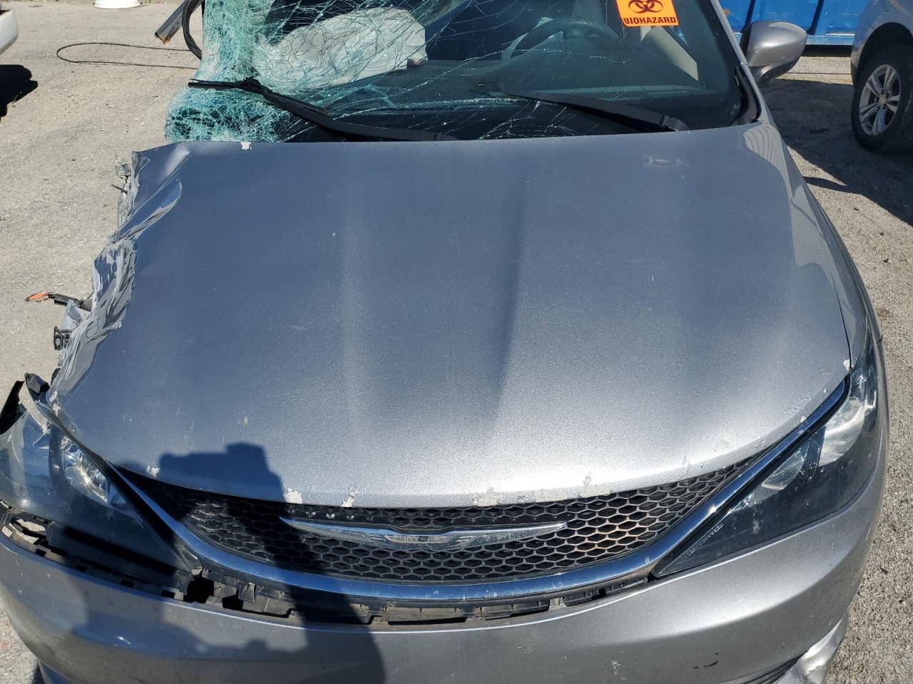 CHRYSLER PACIFICA TOURING