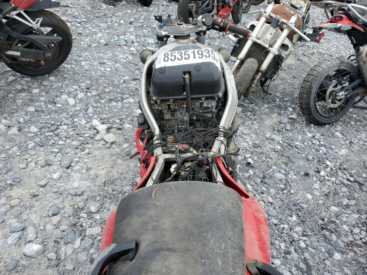 Lot #3294192946 2000 KAWASAKI ZX600 J1