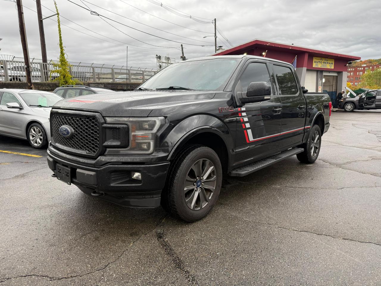 FORD F-150 SUPERCREW