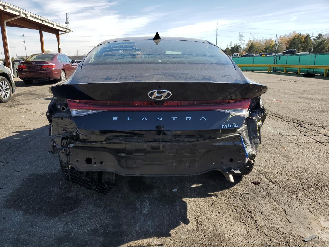 HYUNDAI ELANTRA LIMITED