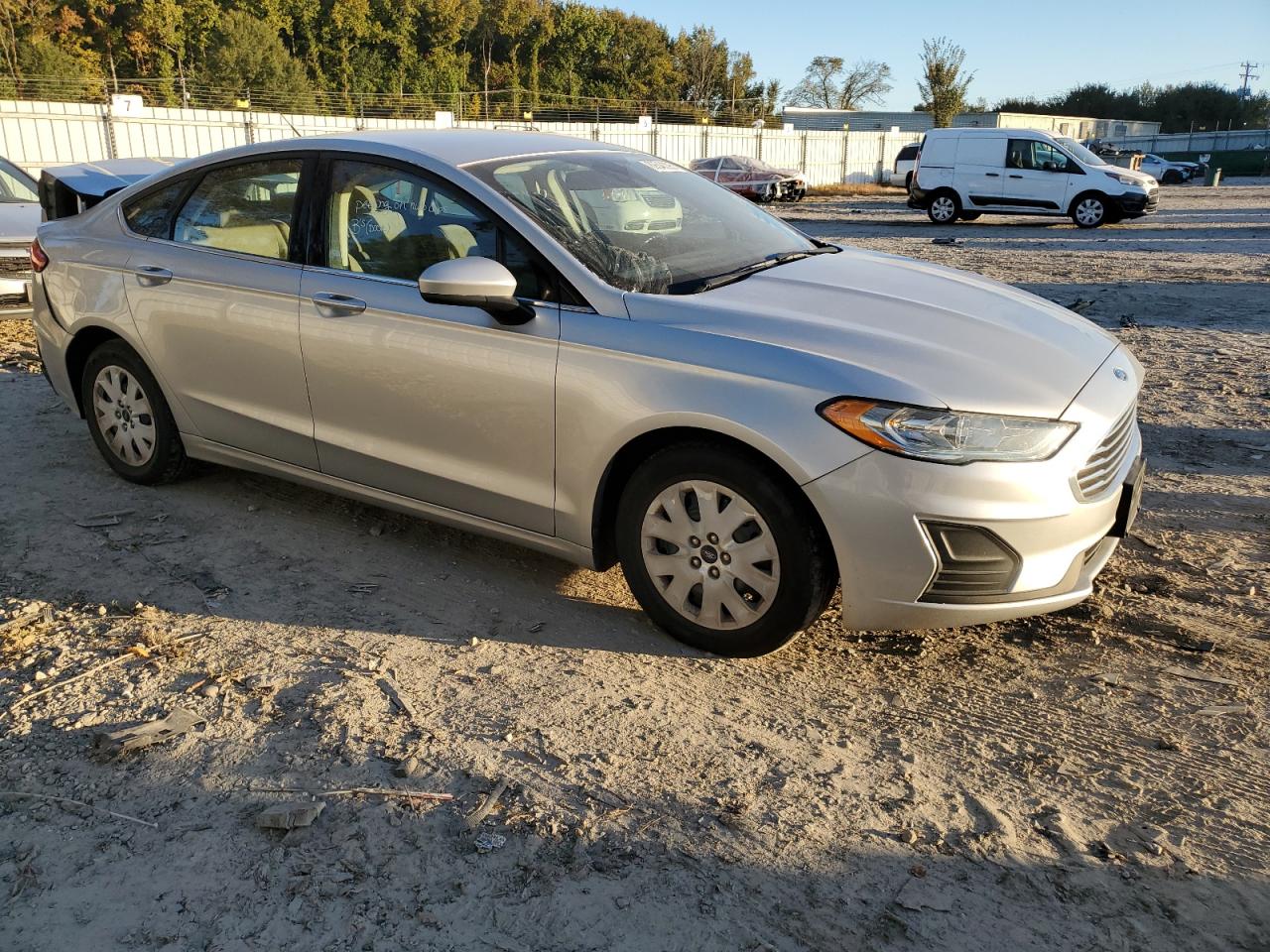 FORD FUSION S