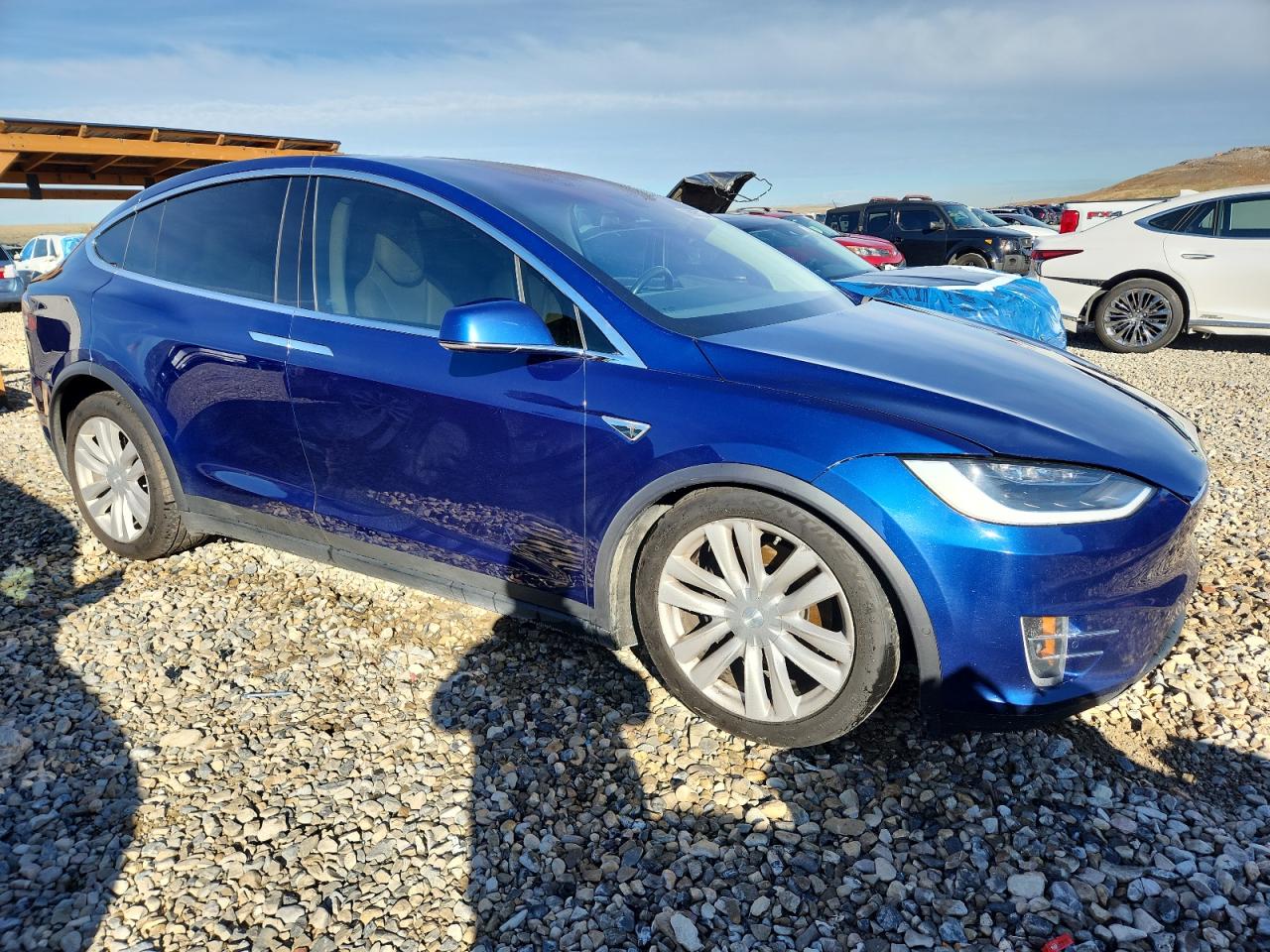 TESLA MODEL X