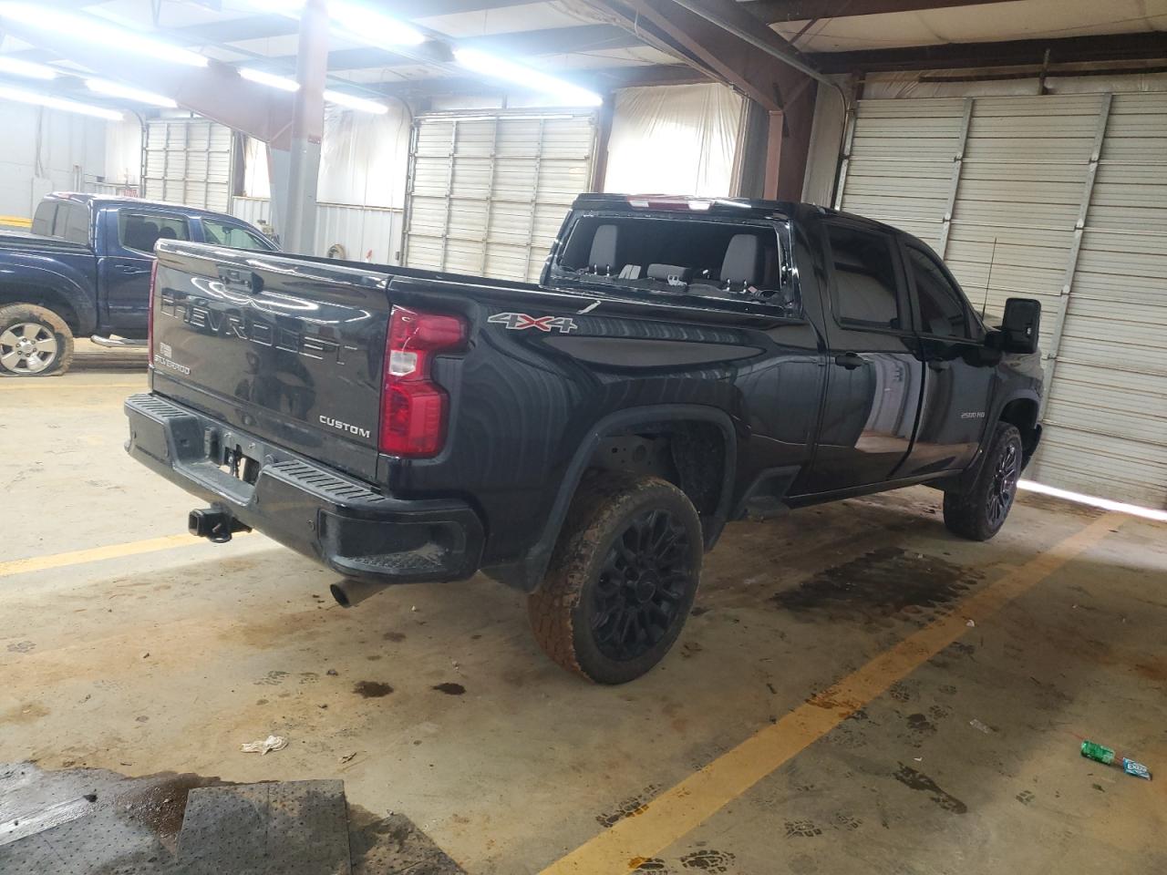 CHEVROLET SILVERADO K2500 CUSTOM