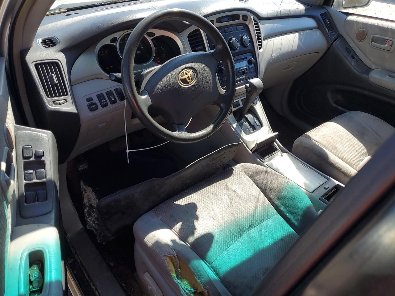 Lot #3276473695 2004 TOYOTA HIGHLANDER