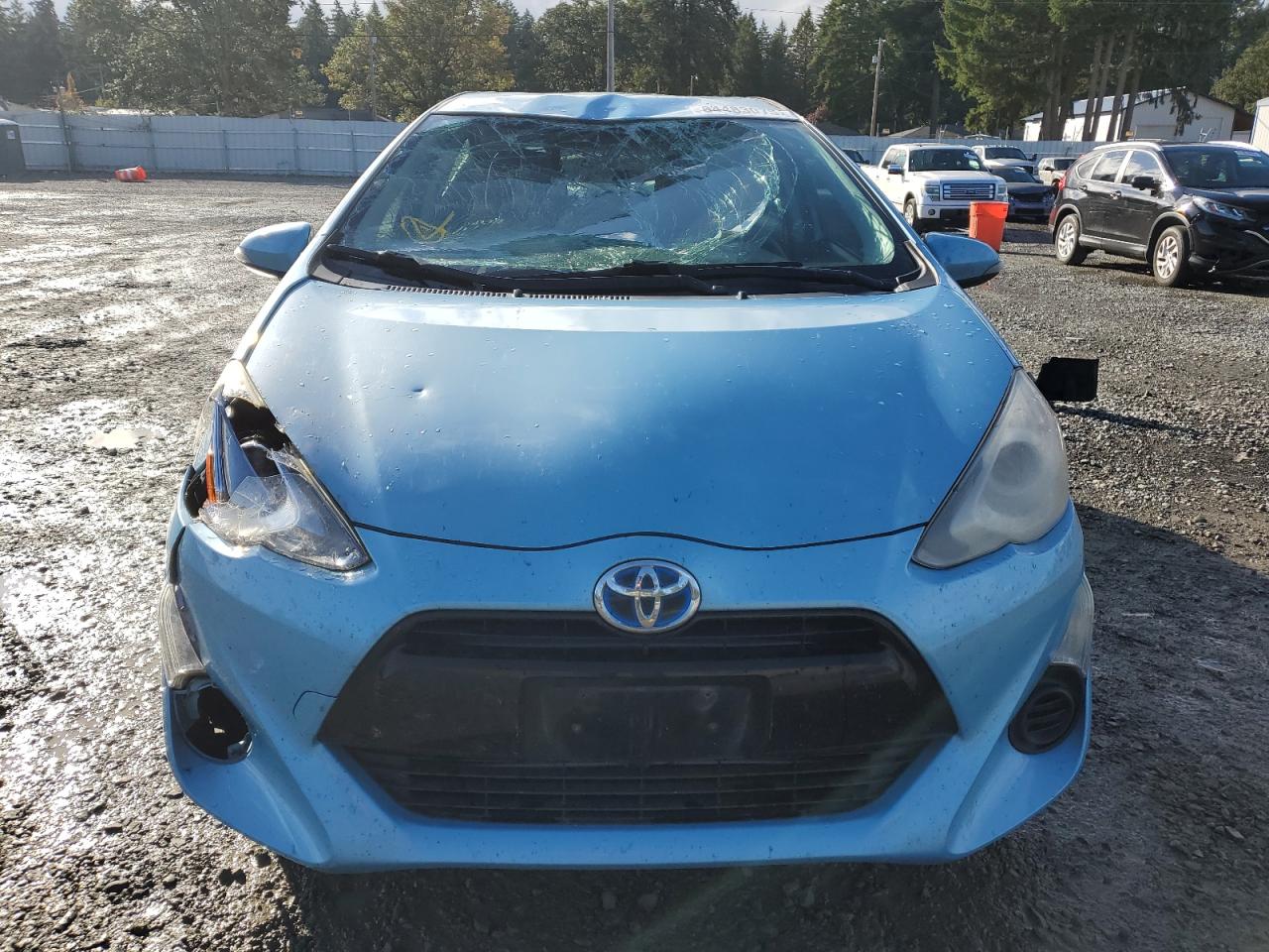 TOYOTA PRIUS C