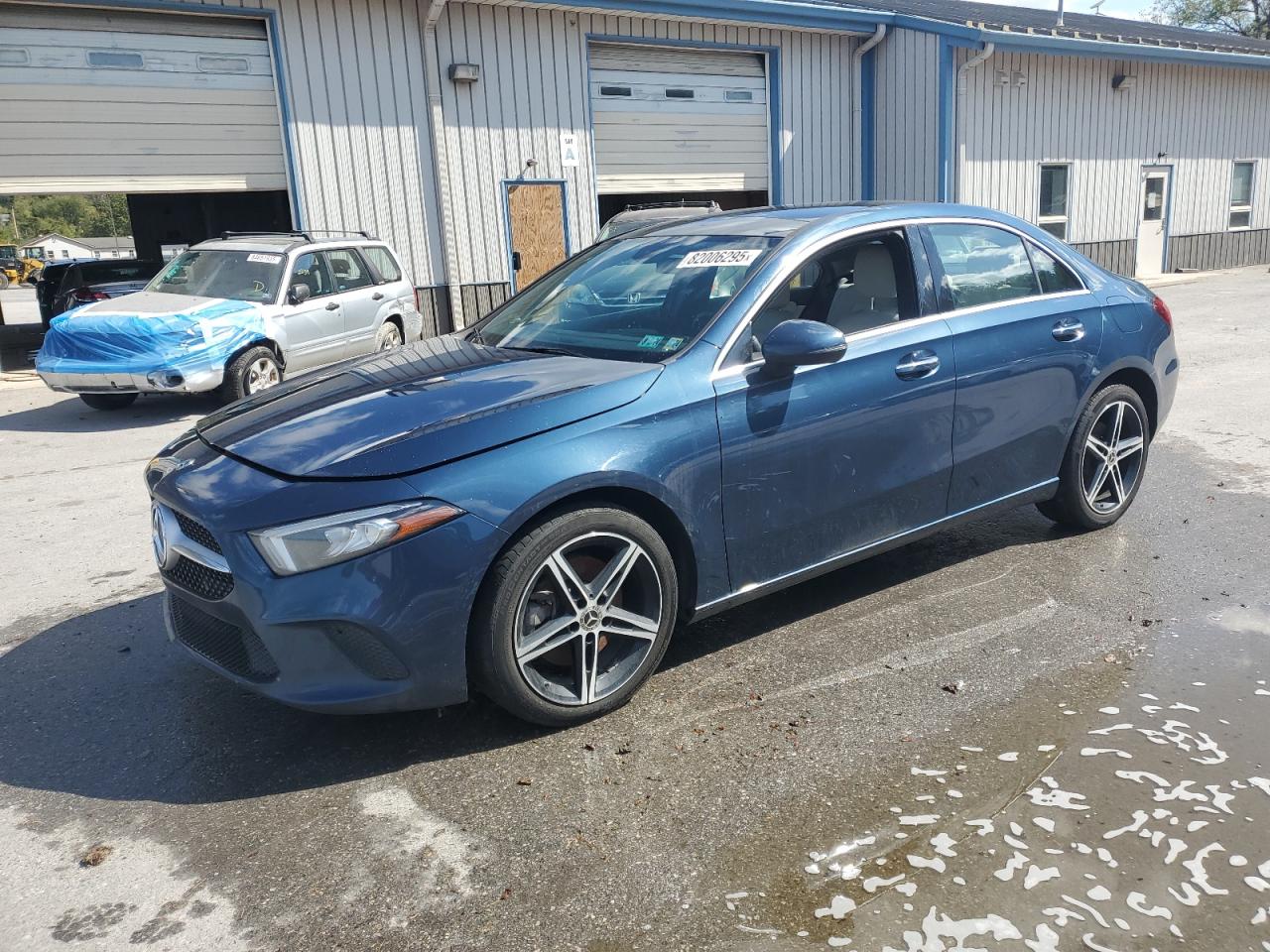 MERCEDES-BENZ A-CLASS 220 4MATIC