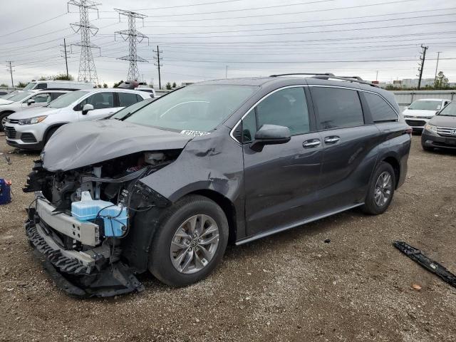 TOYOTA SIENNA XLE