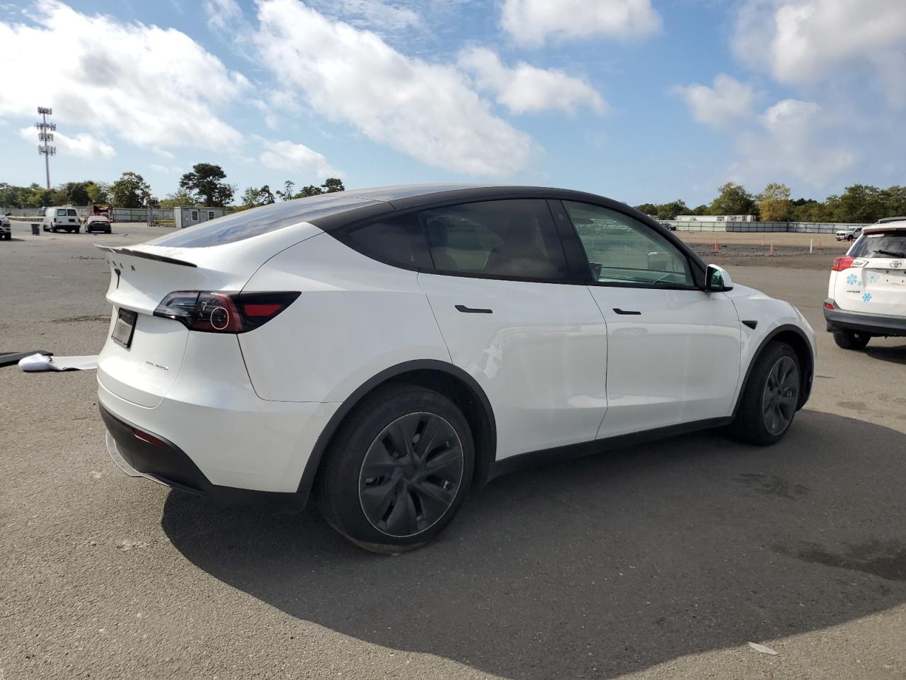 Lot #3312270779 2023 TESLA MODEL Y
