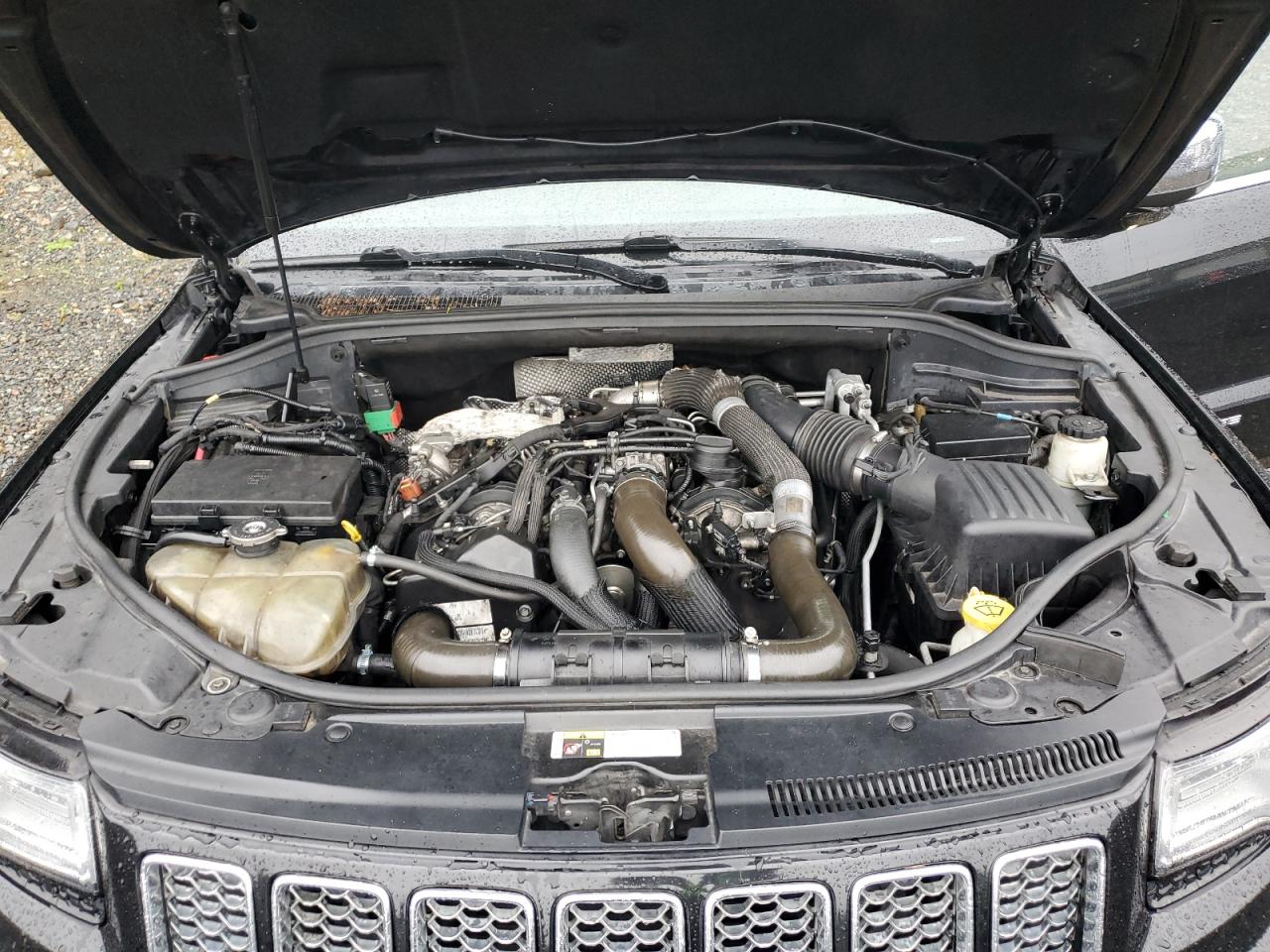 JEEP GRAND CHEROKEE SUMMIT