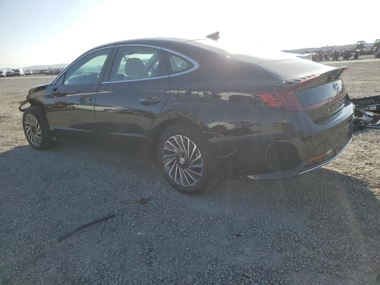 HYUNDAI SONATA HYBRID