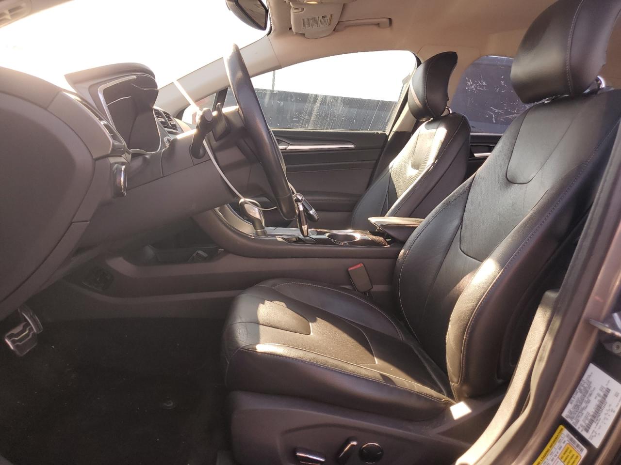 FORD FUSION TITANIUM