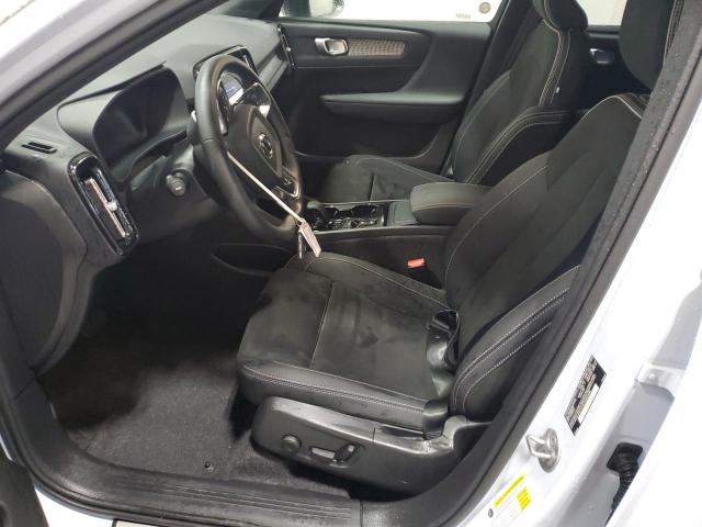 2025 VOLVO XC40 PLUS - YV4L12UC5S2572552