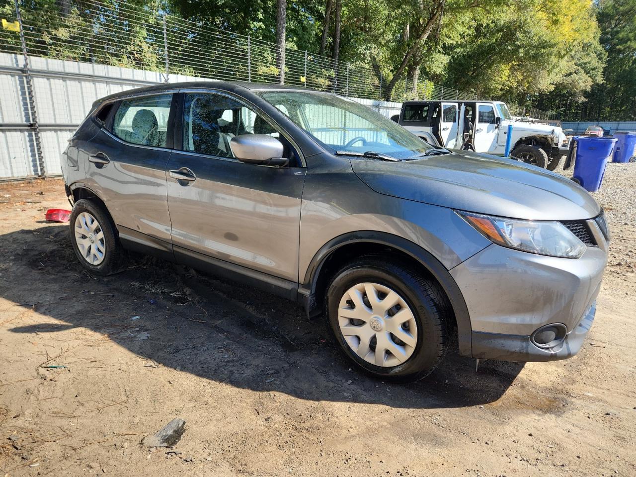 NISSAN ROGUE SPORT S