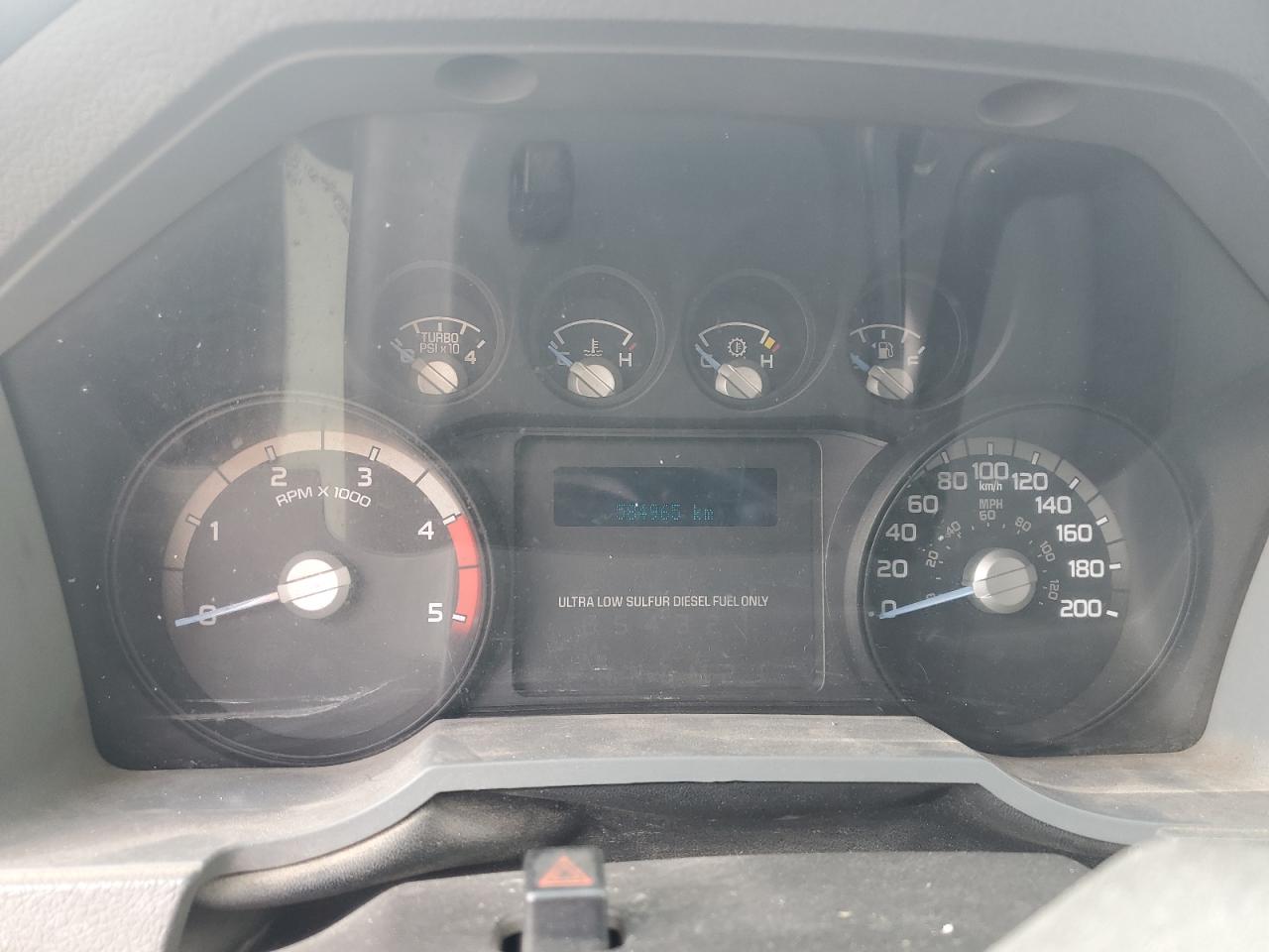 FORD F-550 SUPER DUTY