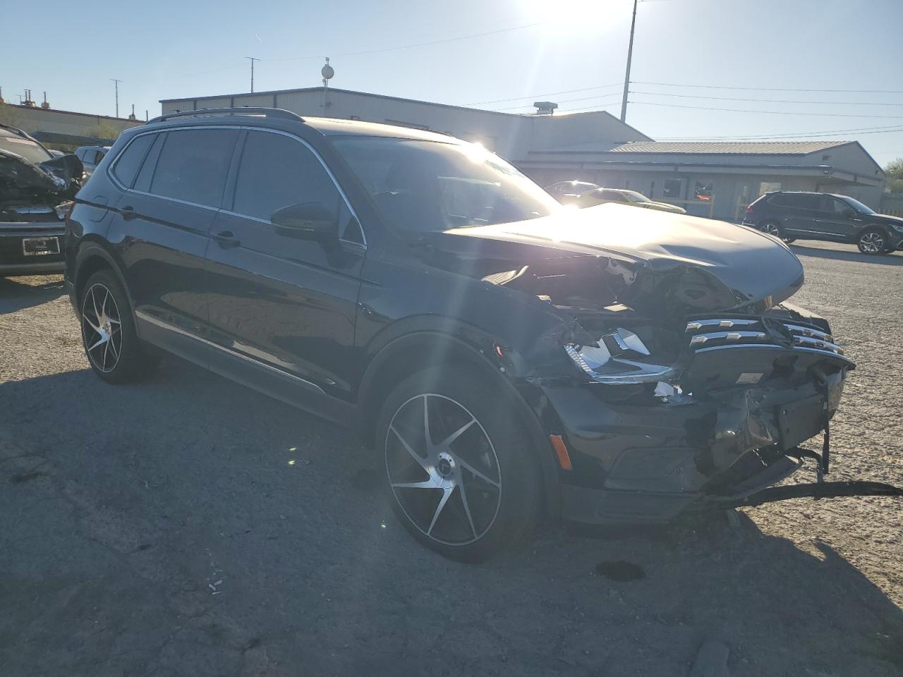 VOLKSWAGEN TIGUAN SE