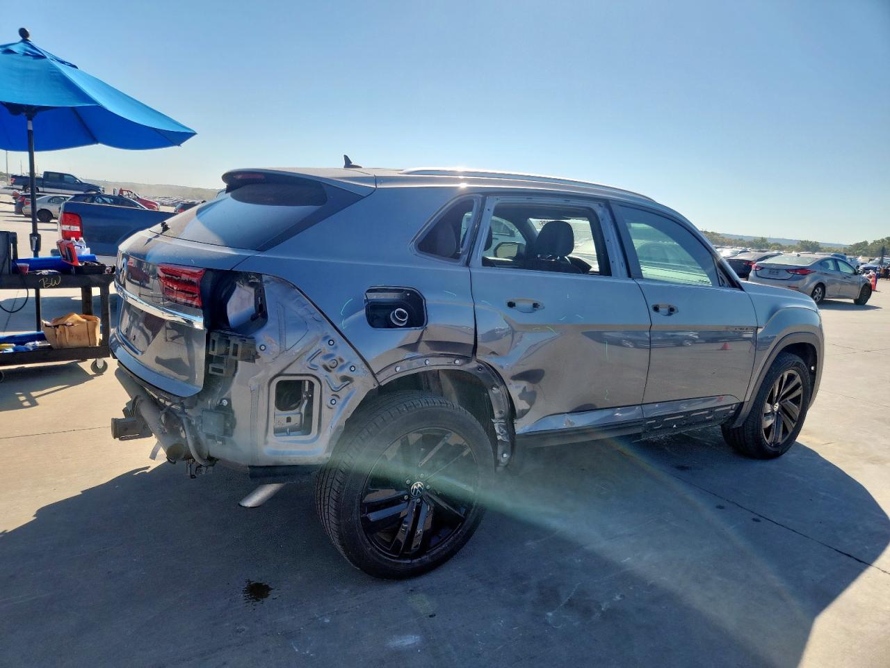 VOLKSWAGEN ATLAS CROSS SPORT SE