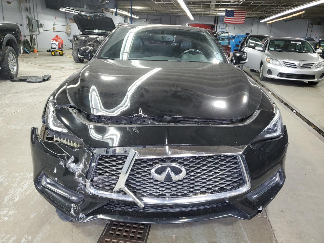 INFINITI Q60 PREMIUM