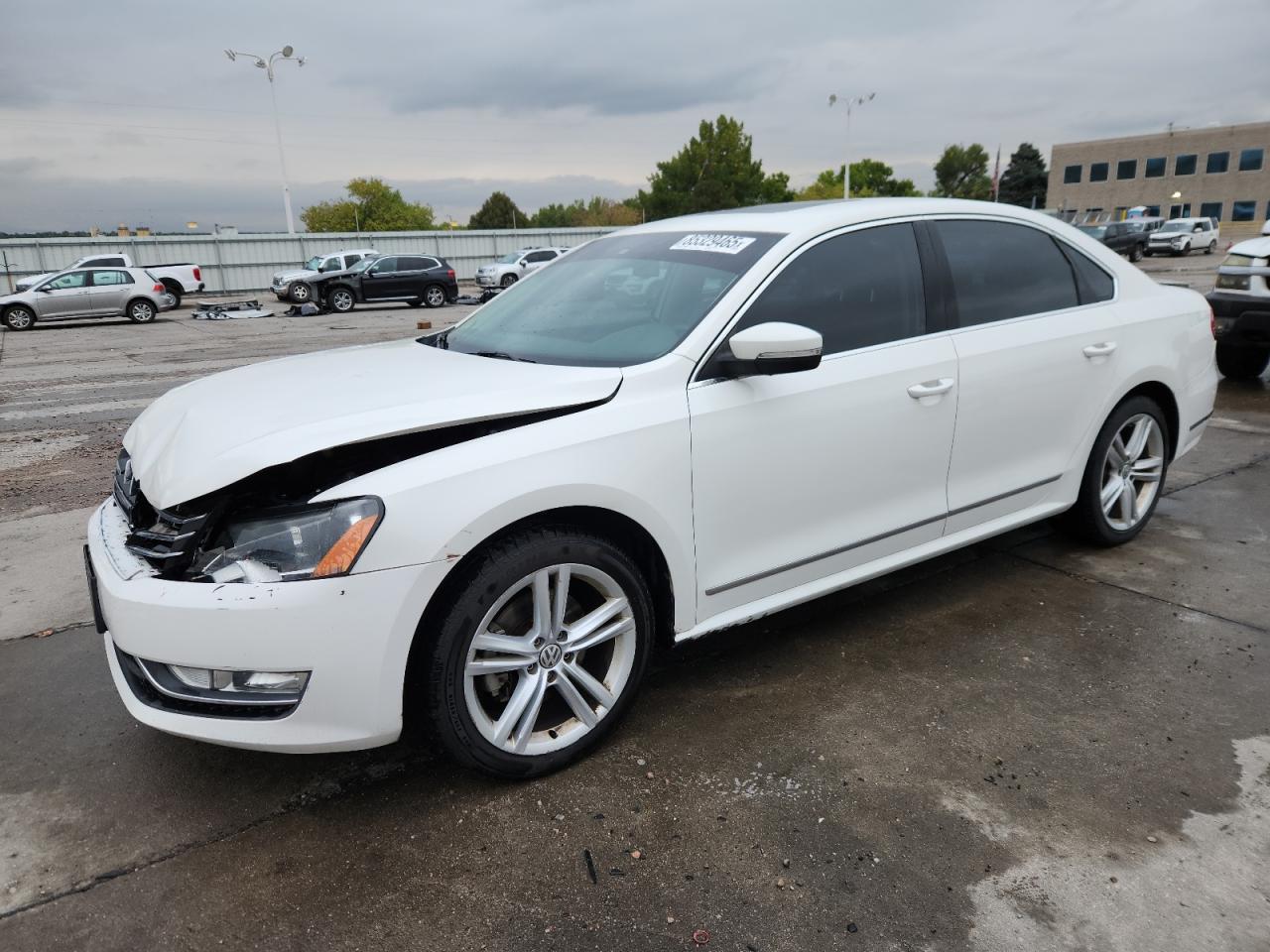 VOLKSWAGEN PASSAT SE