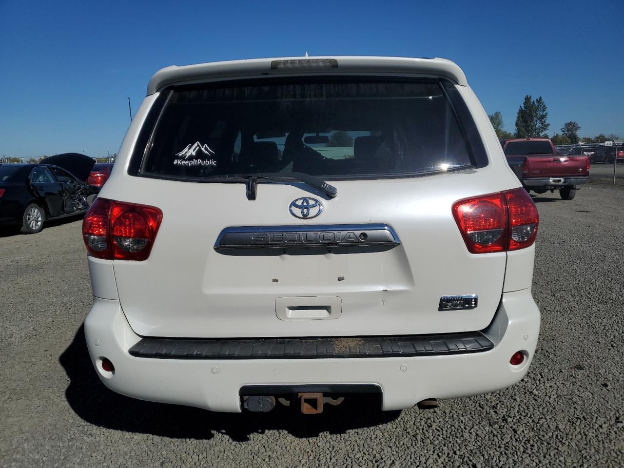 TOYOTA SEQUOIA PLATINUM