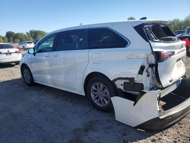 2022 TOYOTA SIENNA LE - 5TDKRKEC0NS115876