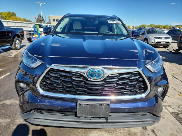 2021 TOYOTA HIGHLANDER - 5TDXBRCH8MS054602