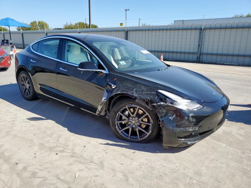 2018 TESLA MODEL 3 - 5YJ3E1EB8JF099152