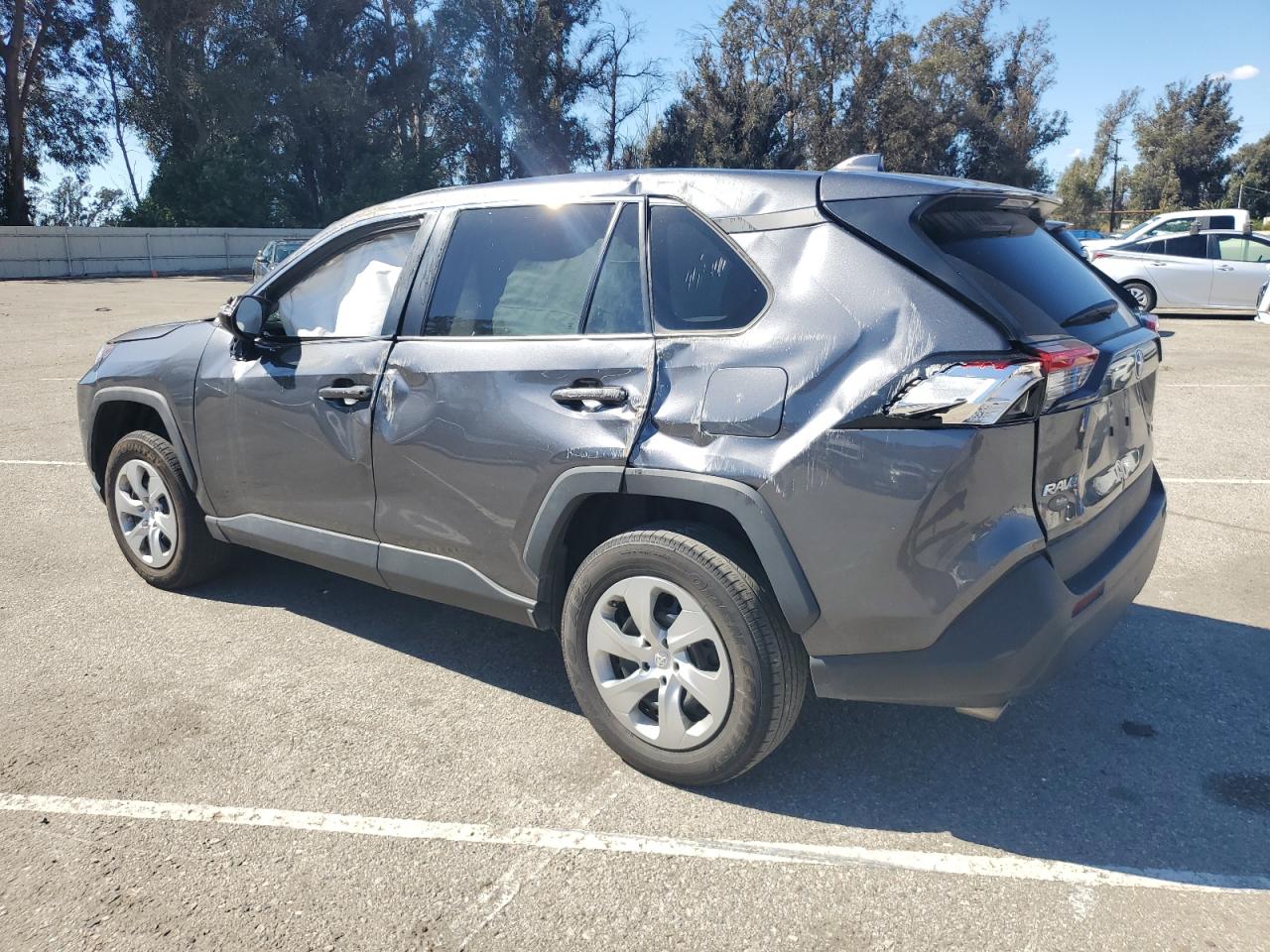 TOYOTA RAV4 LE