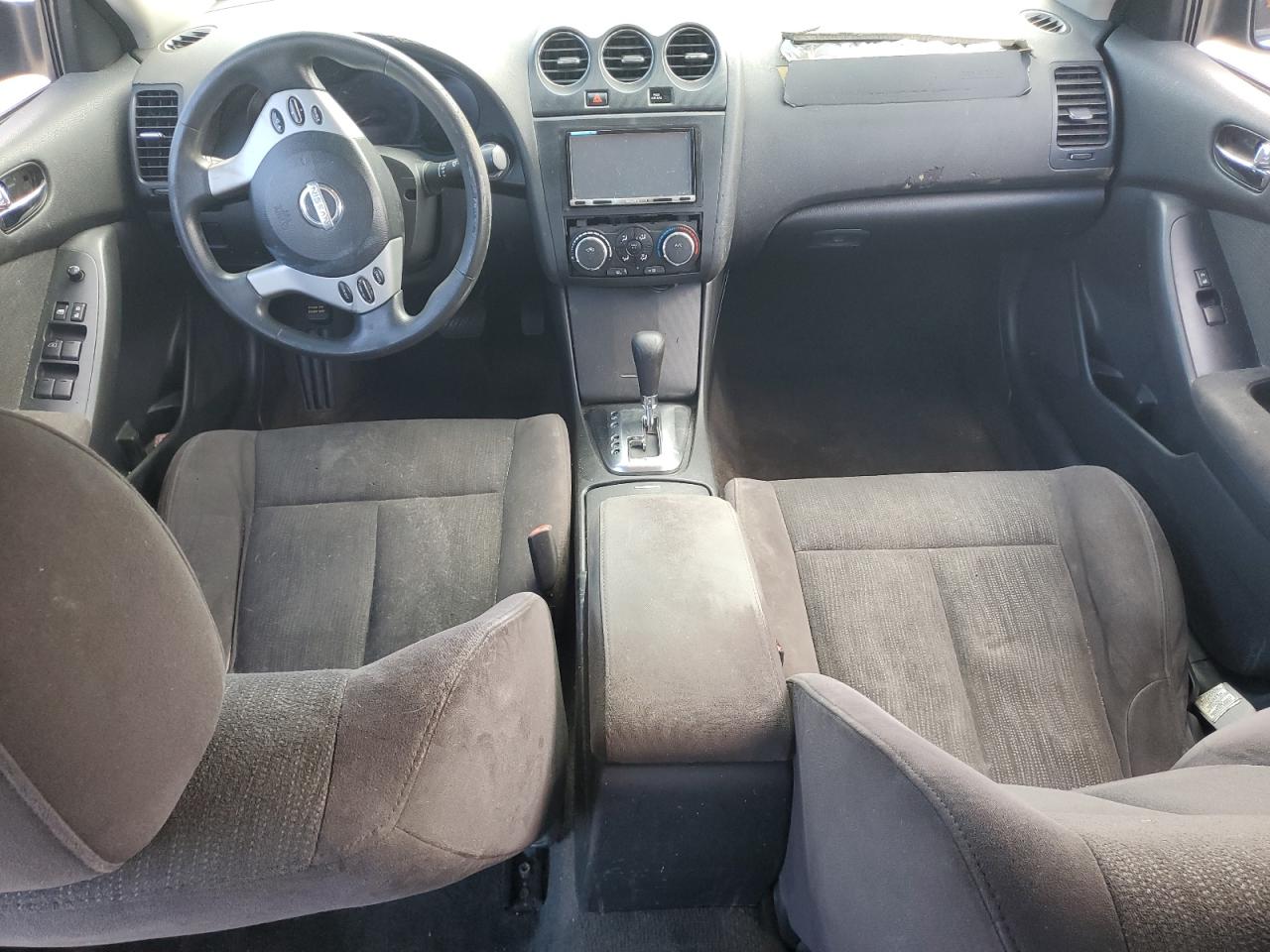 NISSAN ALTIMA BASE