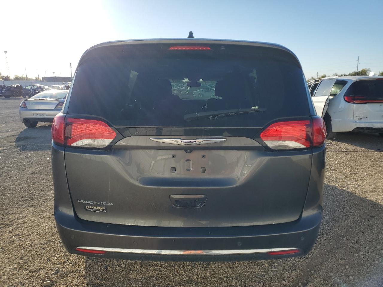 CHRYSLER PACIFICA TOURING