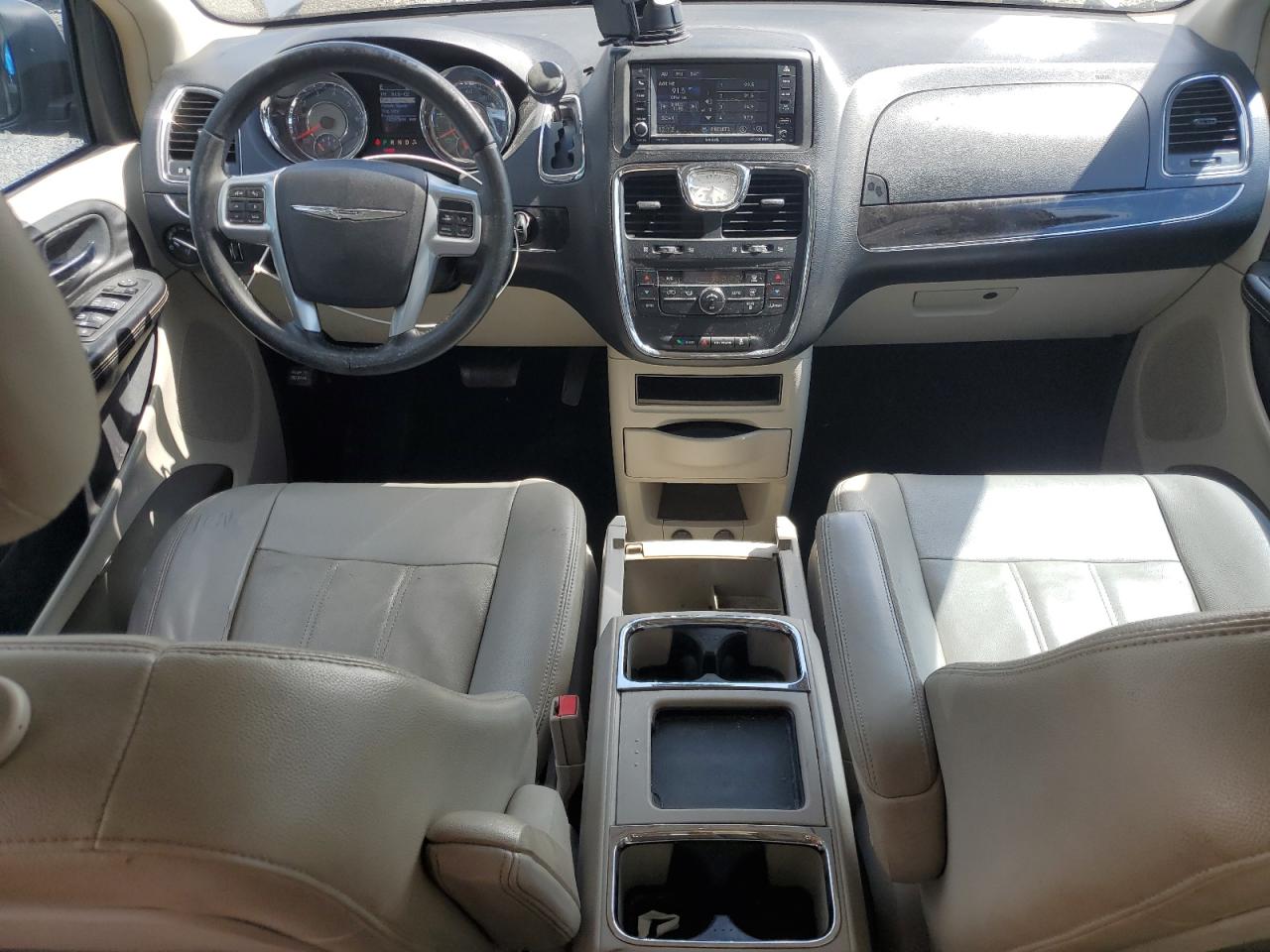 CHRYSLER TOWN & COUNTRY TOURING