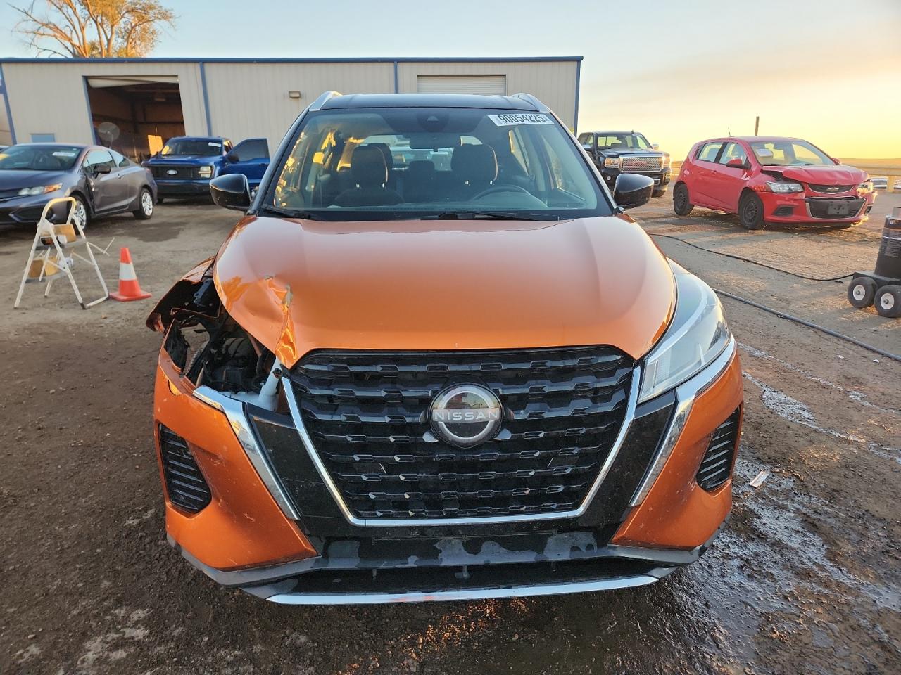 NISSAN KICKS SV