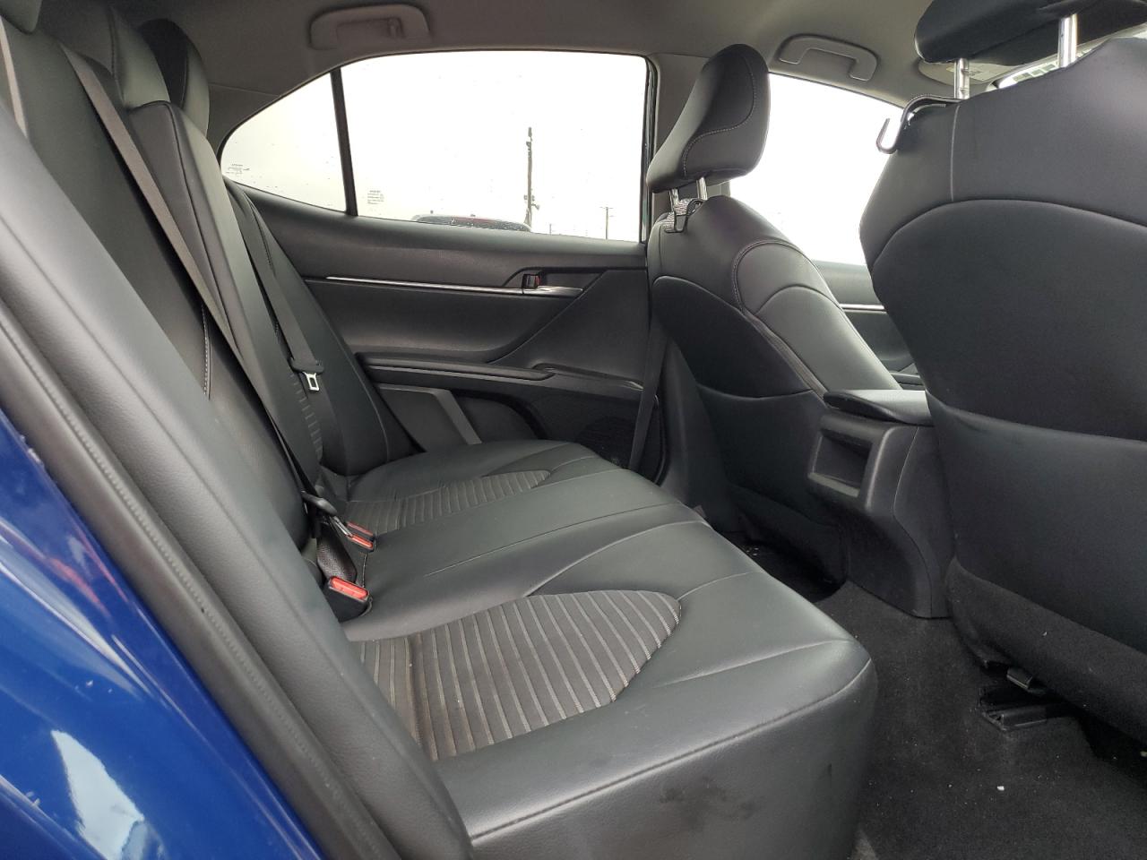 TOYOTA CAMRY SE NIGHT SHADE