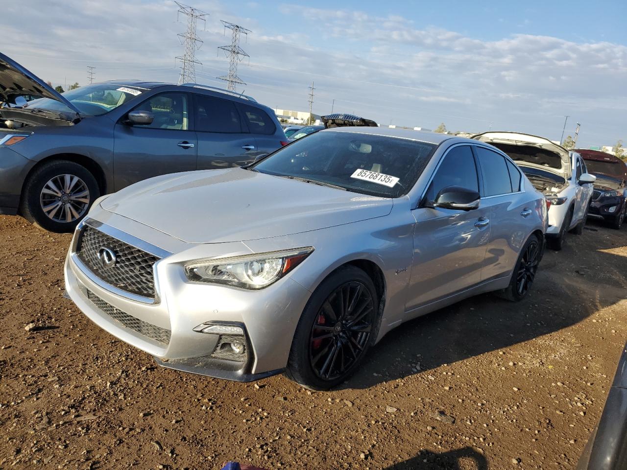 INFINITI Q50 RED SPORT 400