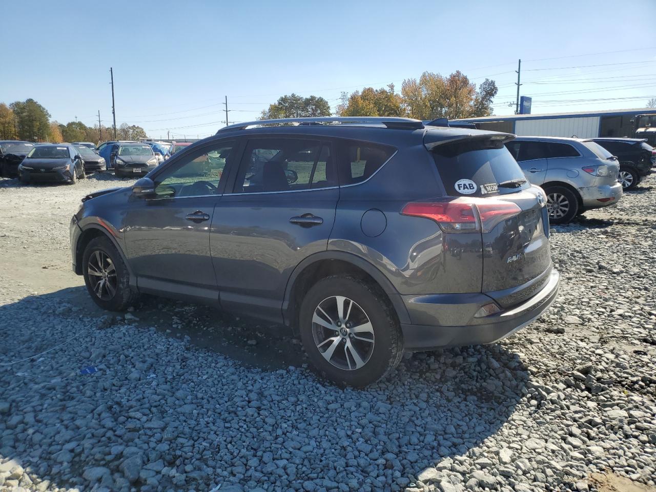 TOYOTA RAV4 XLE