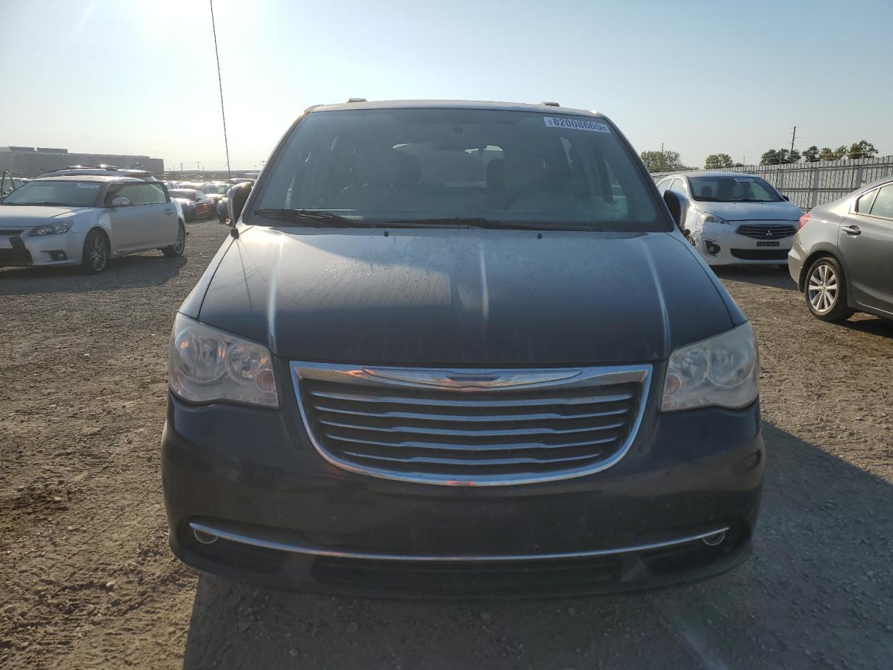 CHRYSLER TOWN & COUNTRY TOURING L