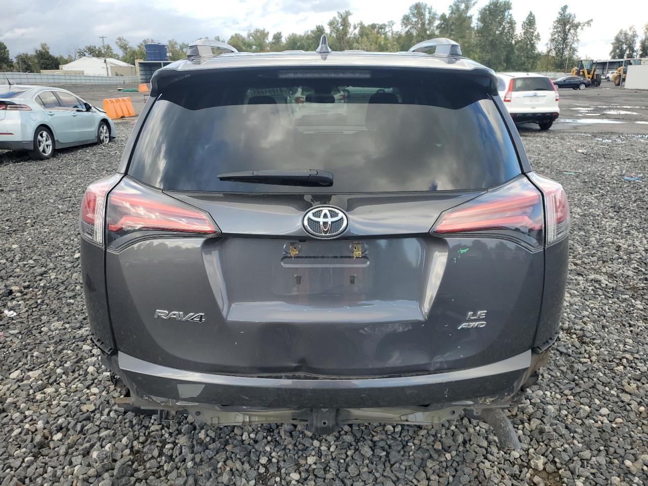 TOYOTA RAV4 LE
