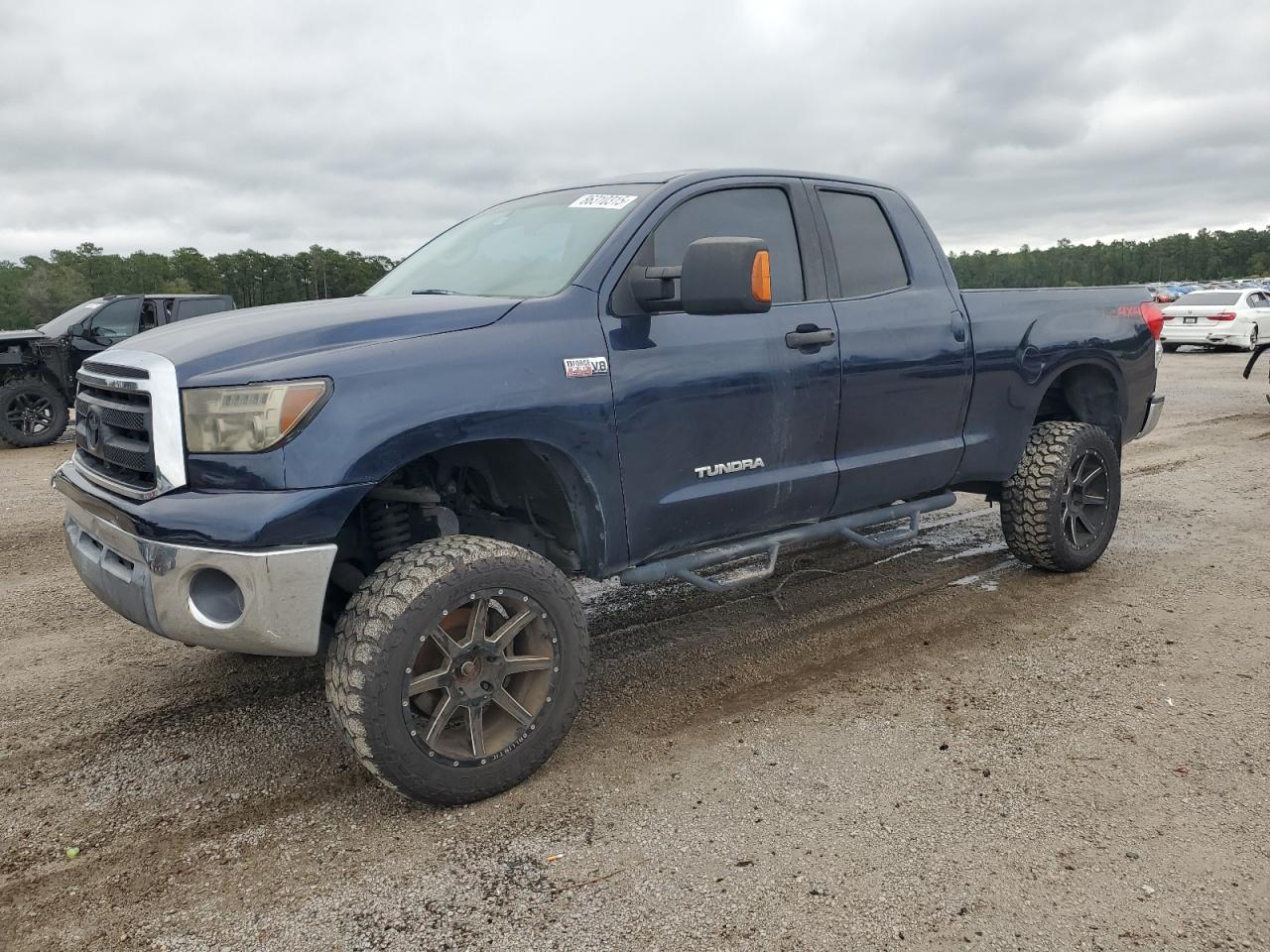 TOYOTA TUNDRA DOUBLE CAB SR5