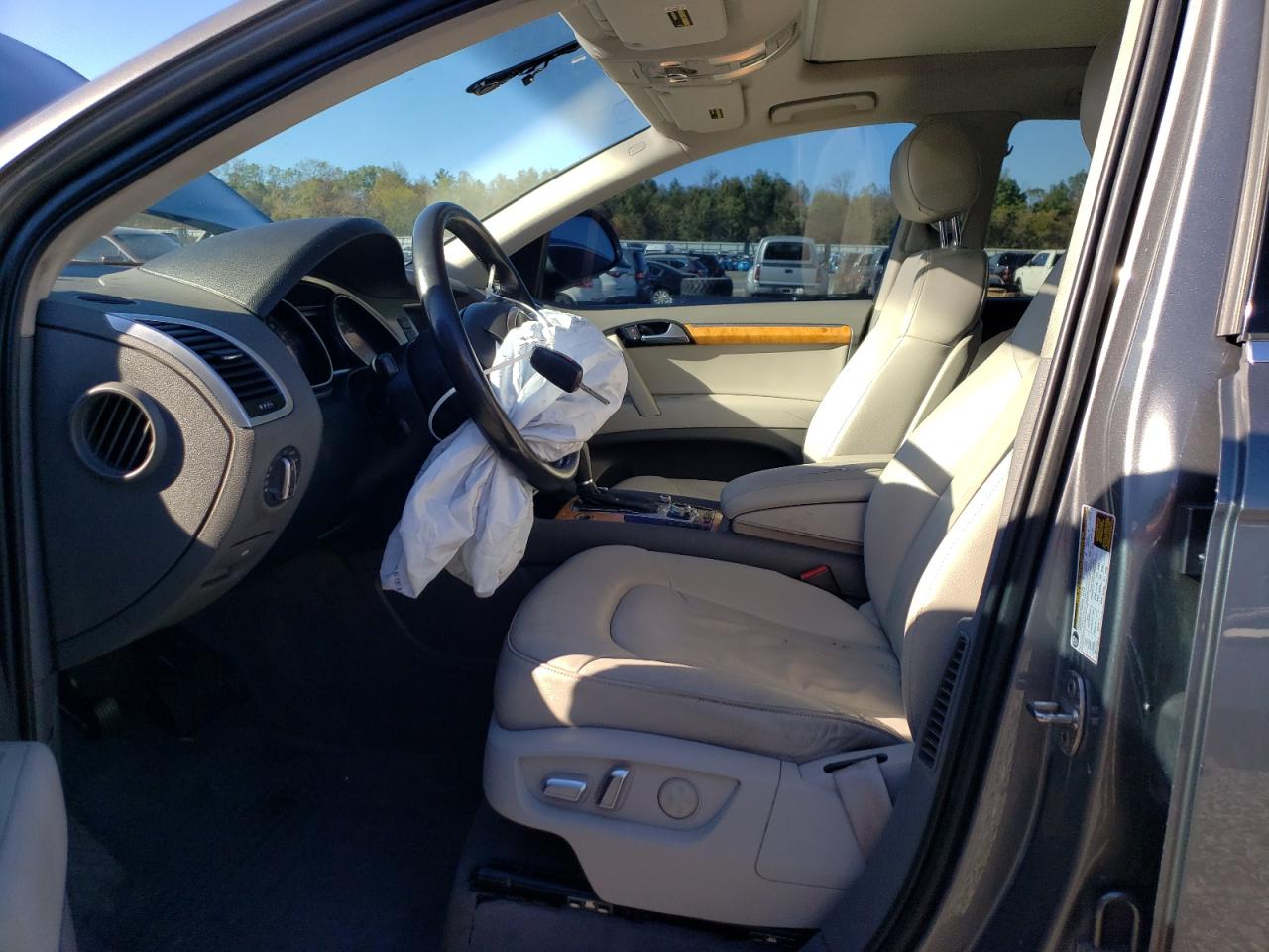 AUDI Q7 PREMIUM PLUS