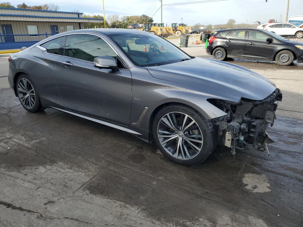 INFINITI Q60 PREMIUM
