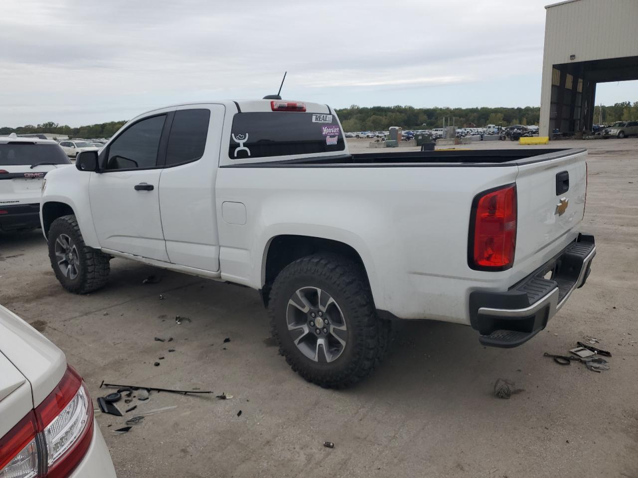 CHEVROLET COLORADO