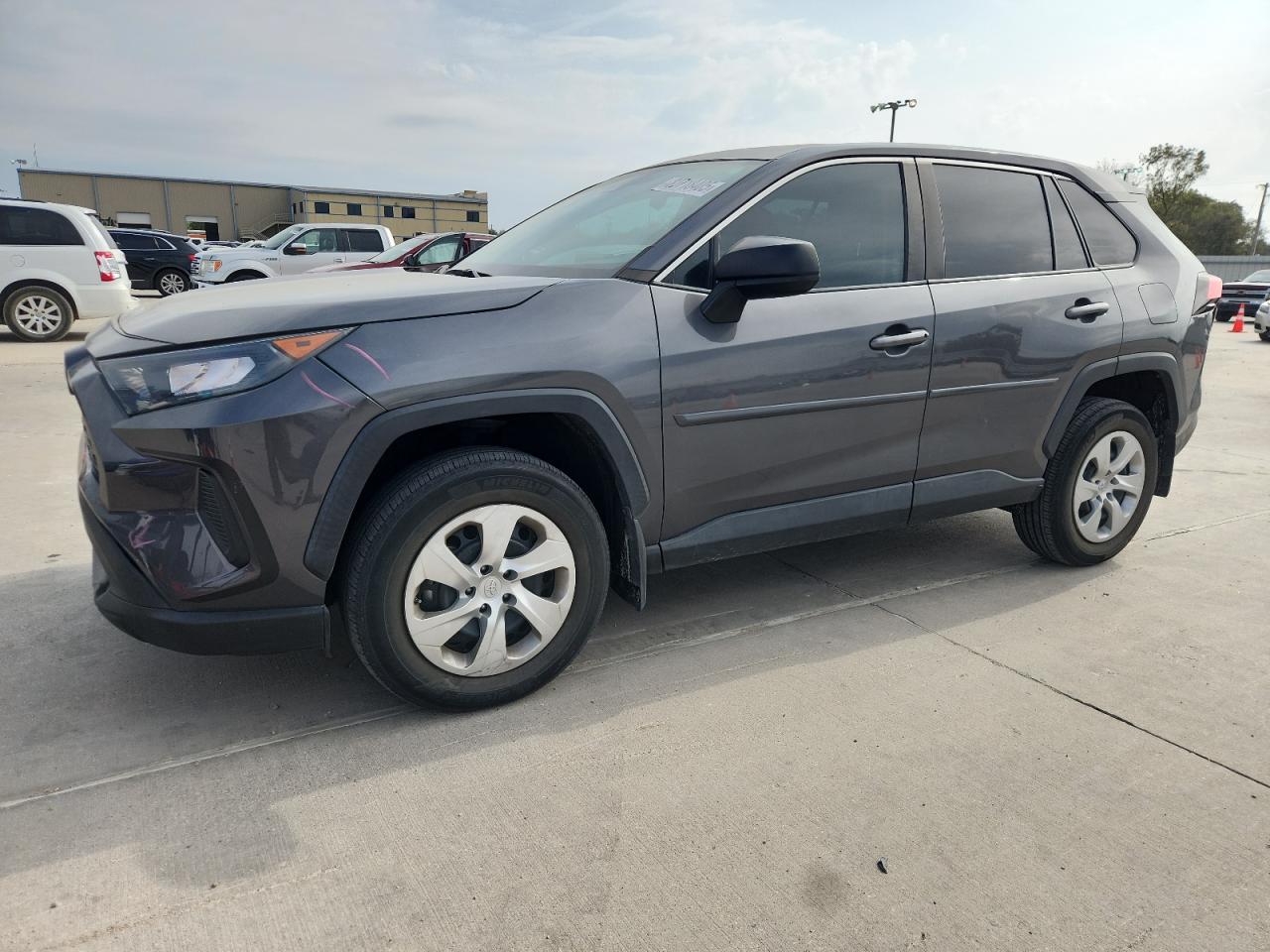 TOYOTA RAV4 LE