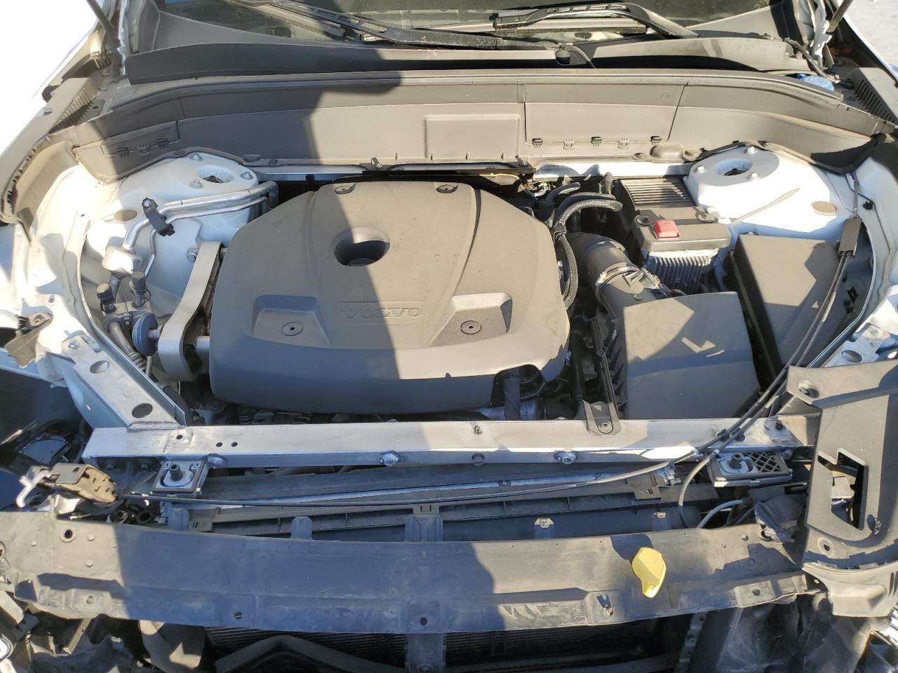 VOLVO XC90 T5 MOMENTUM