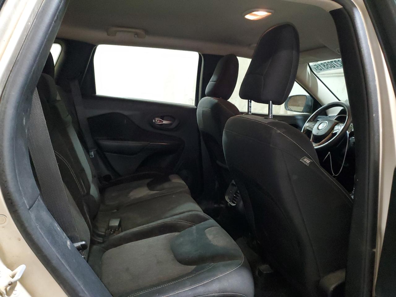 JEEP GRAND CHEROKEE SPORT