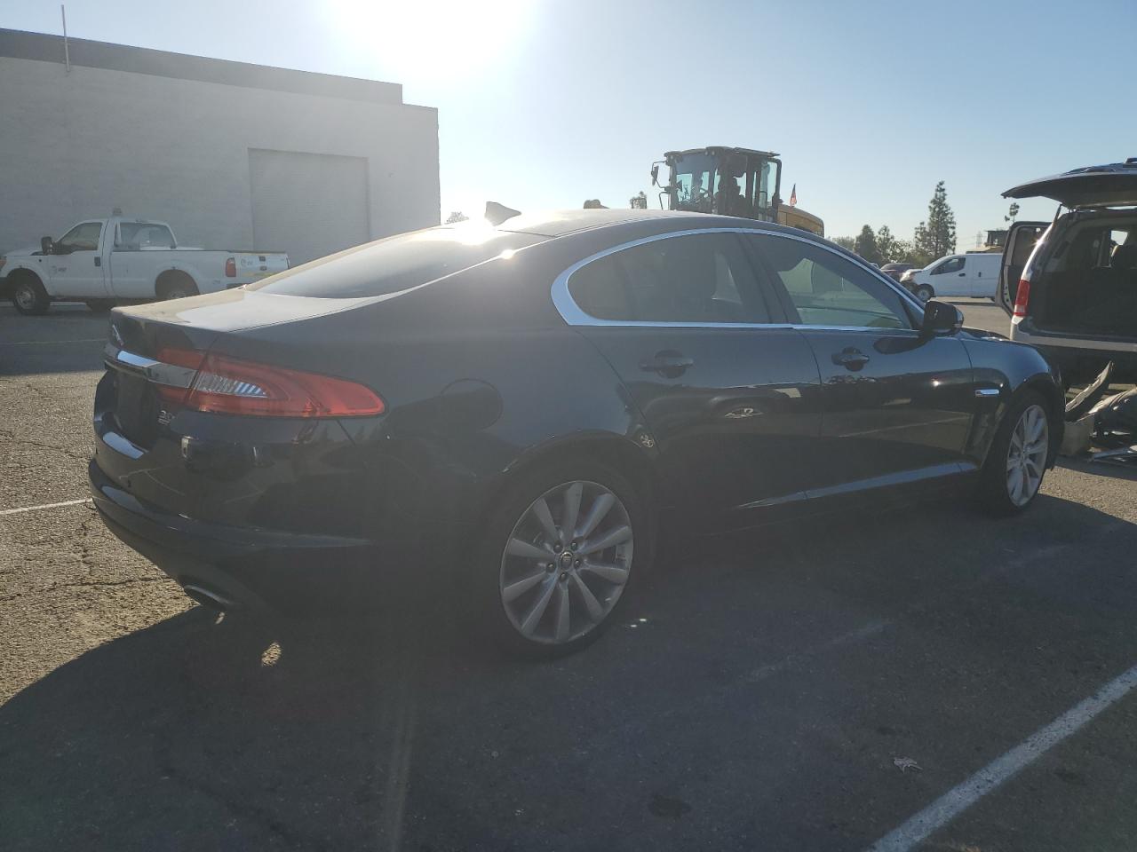 JAGUAR XF