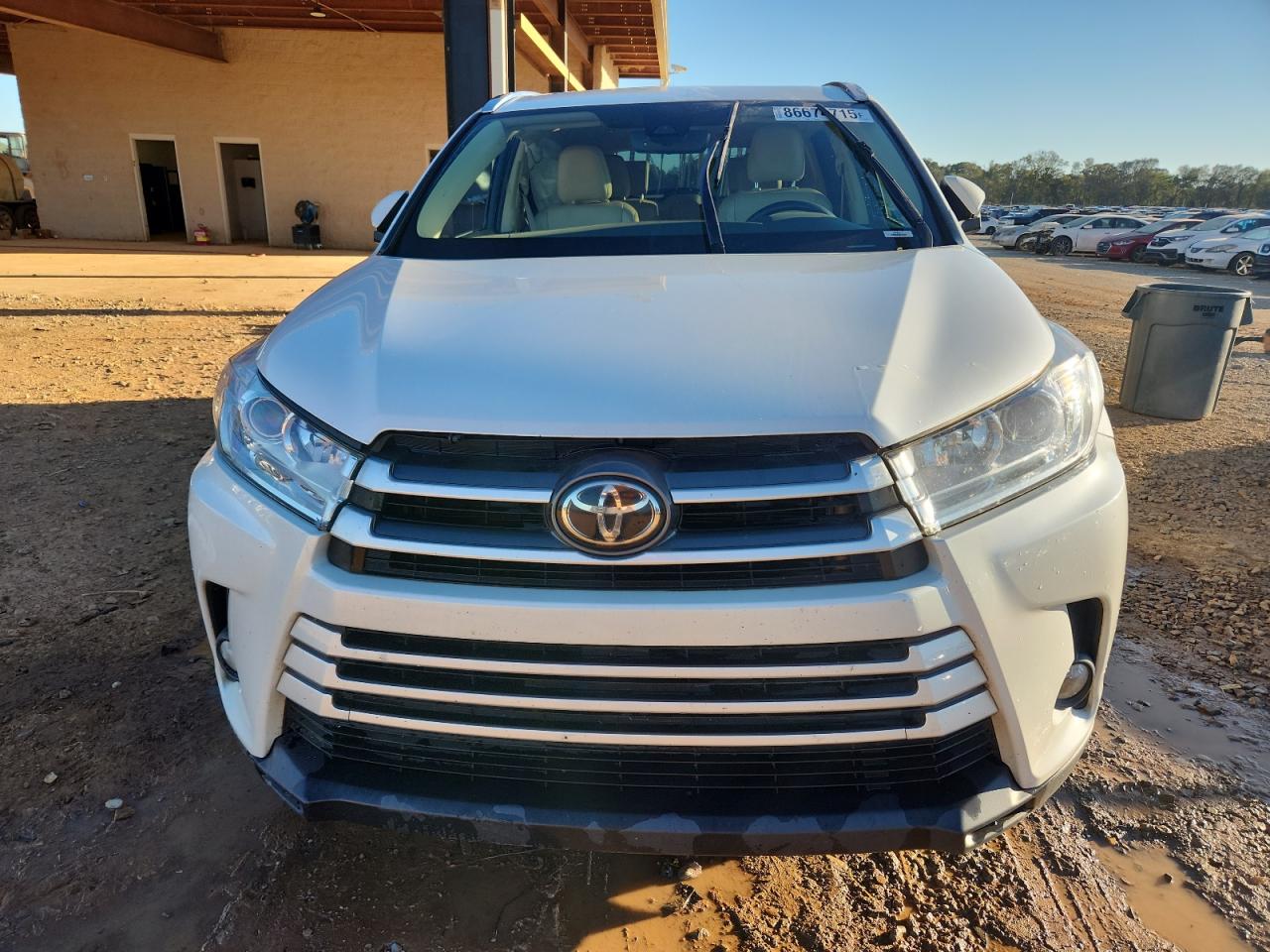 TOYOTA HIGHLANDER SE