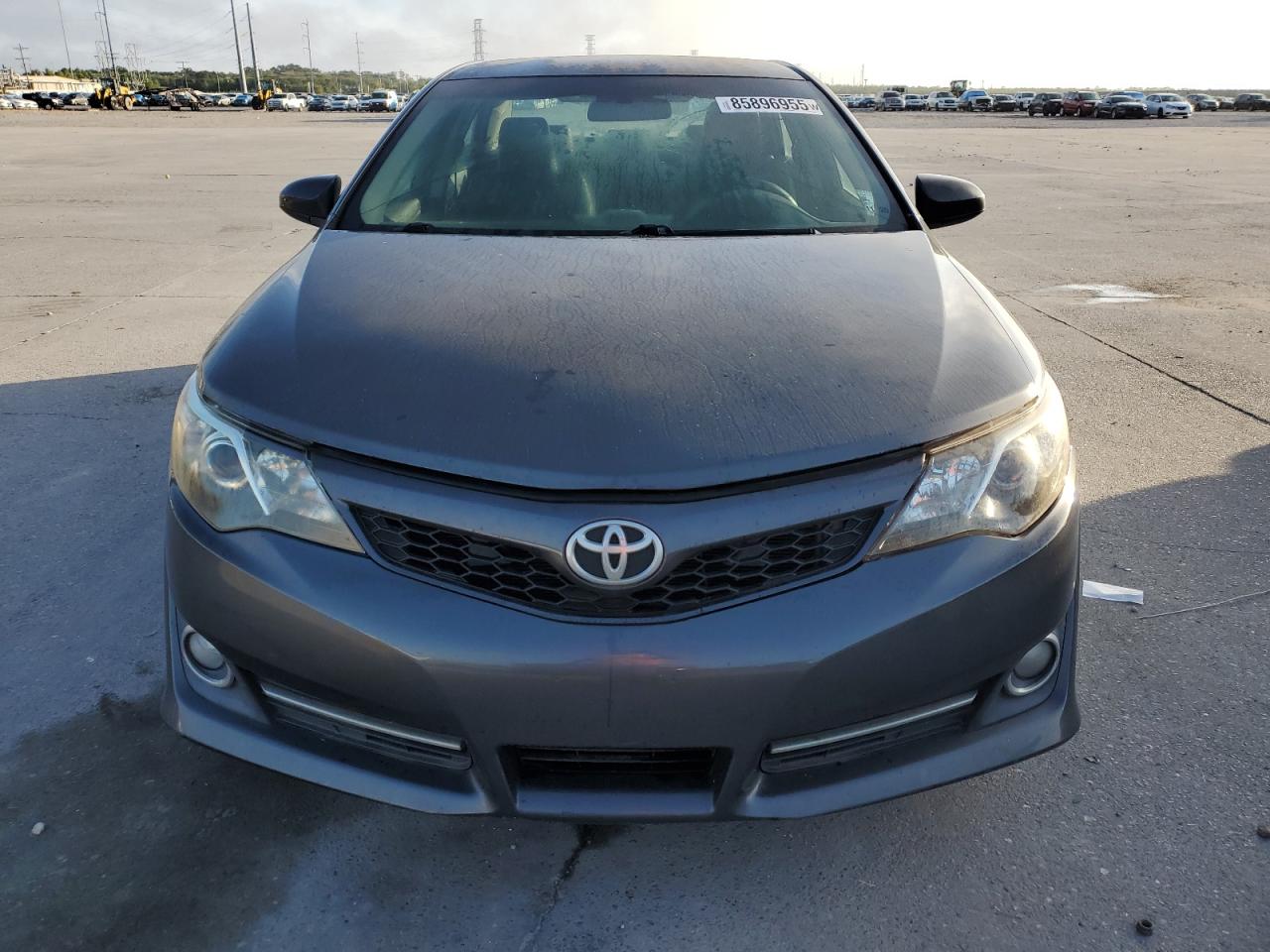 TOYOTA CAMRY BASE