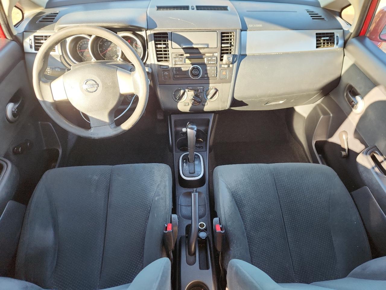 NISSAN VERSA S