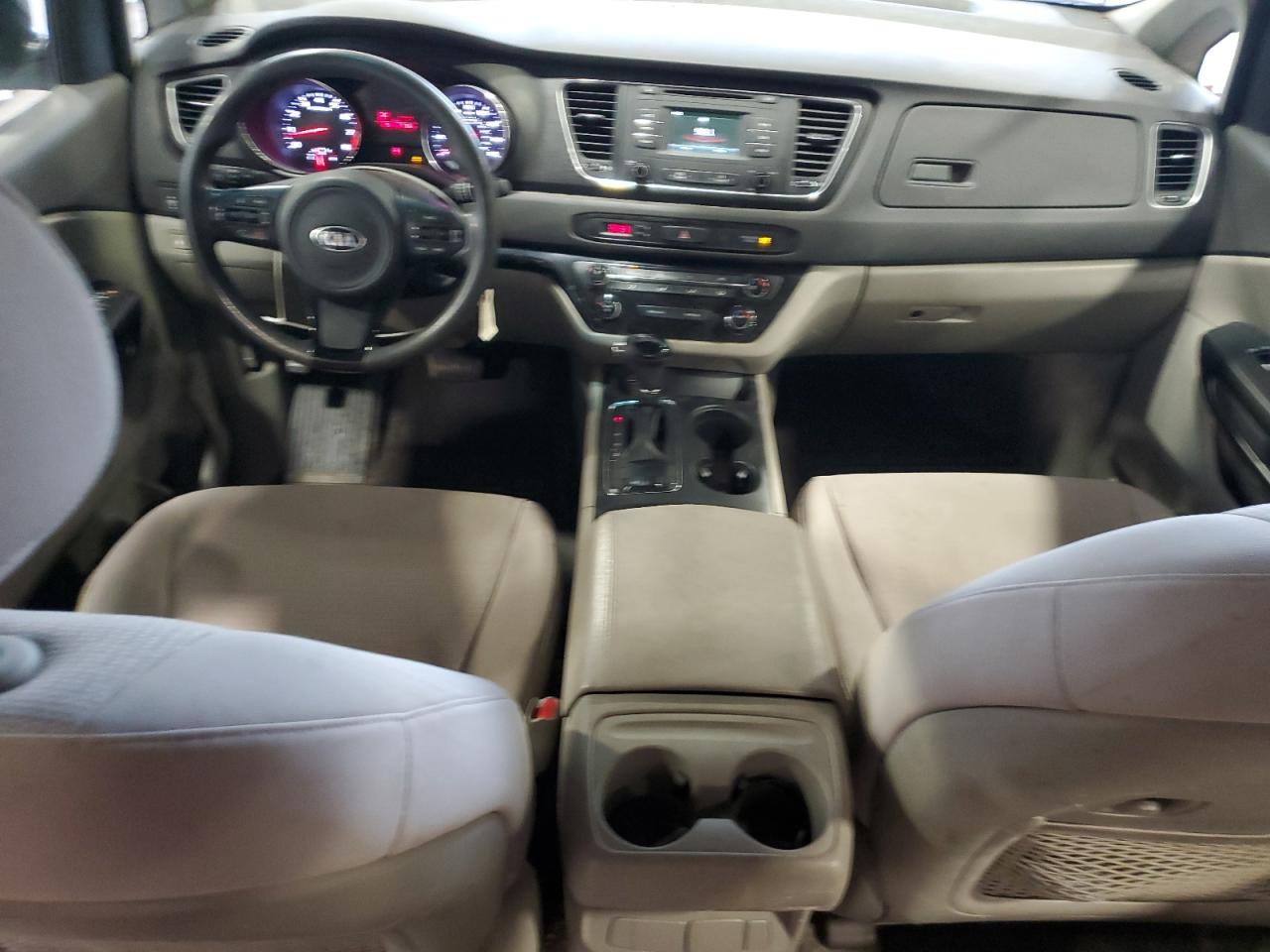 KIA SEDONA L